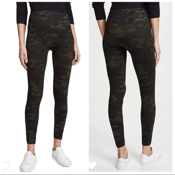 SPANX Look At Me Now Camo Seamless Leggings M - Picture 1 of 13